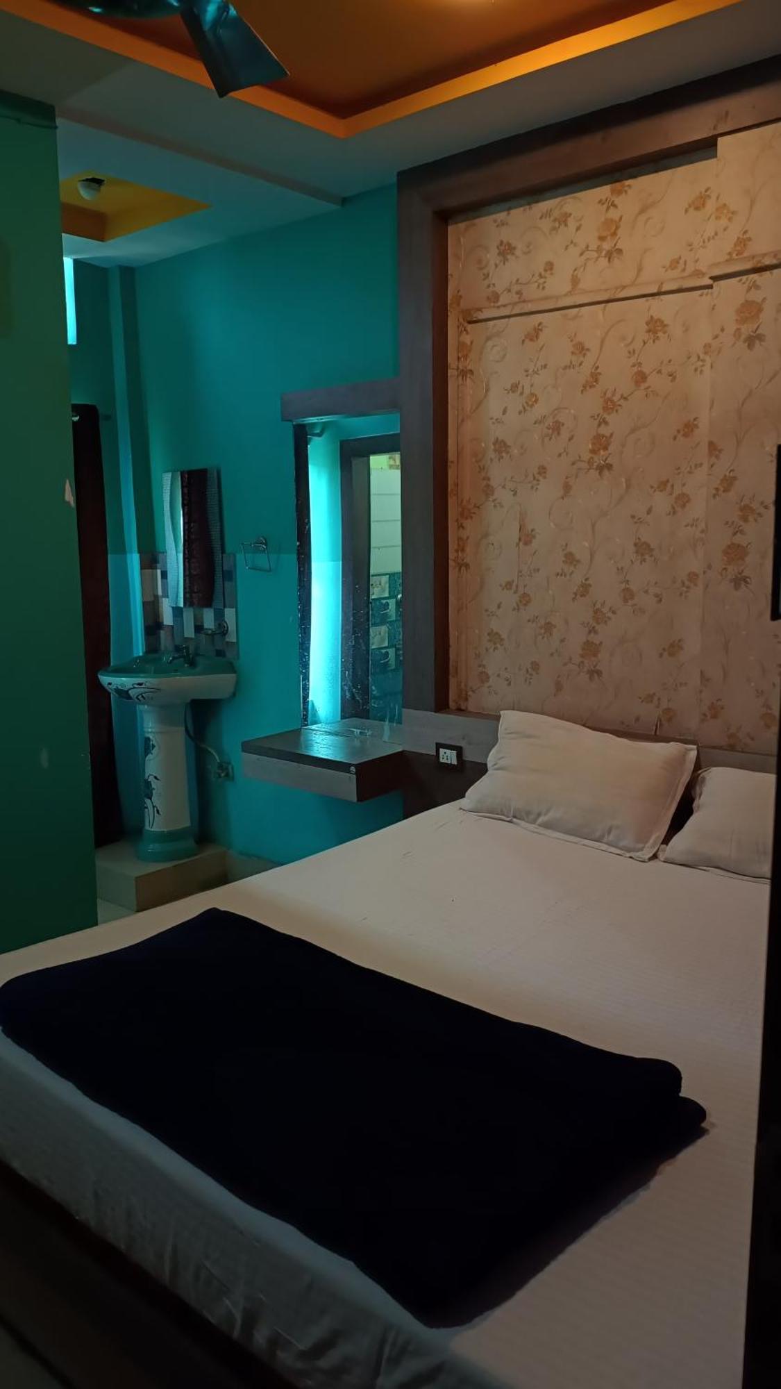 Hotel Srimanta Sankardev Majuli Buitenkant foto